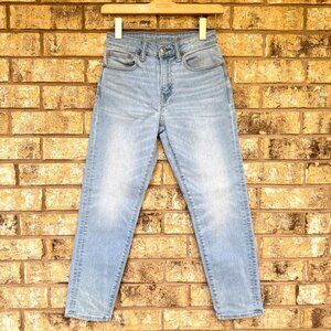 size 26 x 28 American Eagle Mens Athletic Fit Light‎ Wash Denim Jeans airflex +